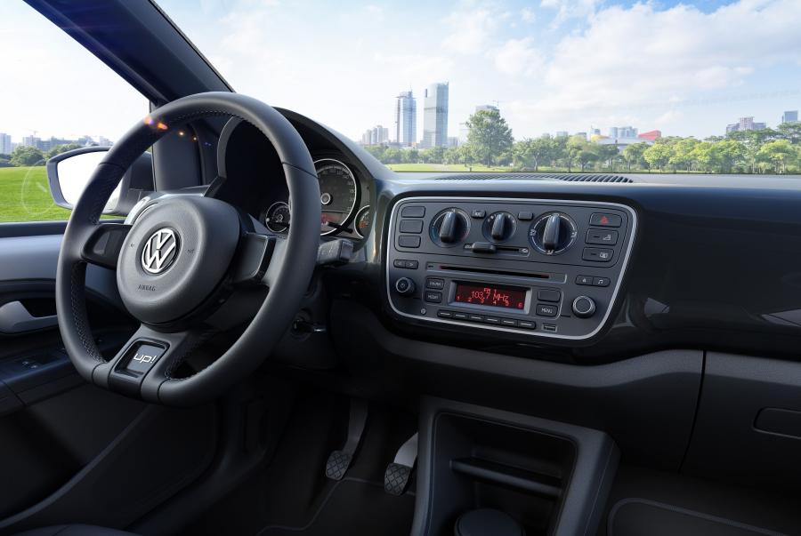  Volkswagen up! Run 2016 года  (BR) (фото 3 из 5)